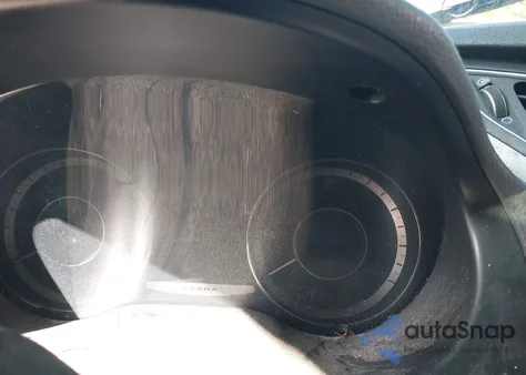 2016 Hyundai Azera from USA, damaged, VIN KMHFG4JG5GA513561